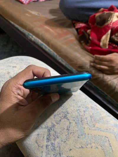 Infinix S5 exchange karna koi achha mobile mil jai to upar paise