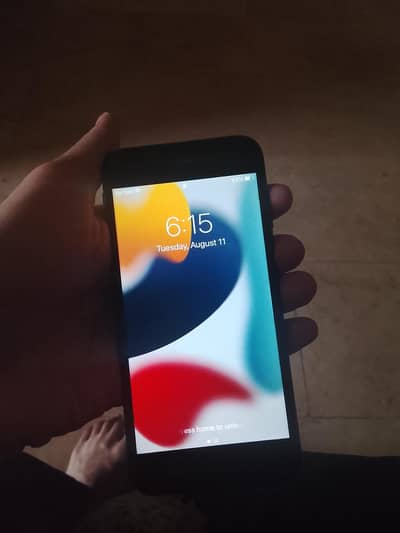 Apple iPhone 7