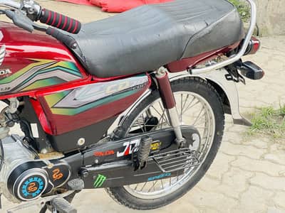 Cd 70 2023 model red colour