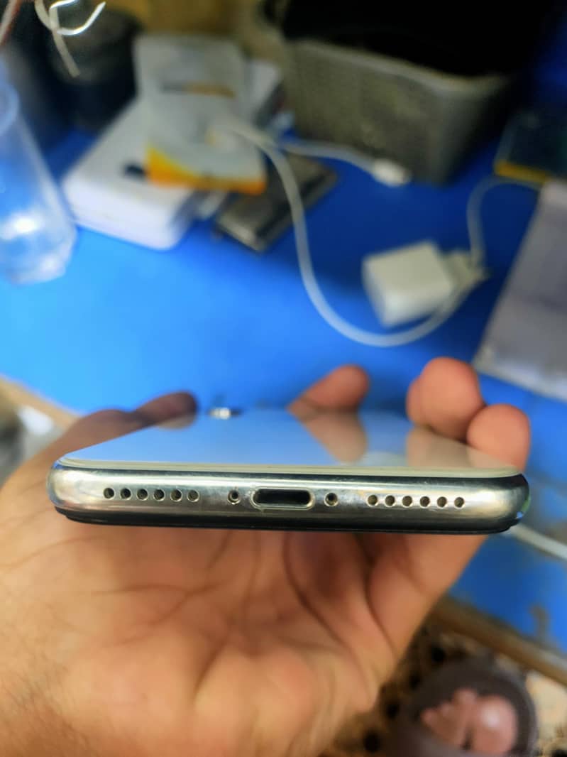 Apple iPhone X 1