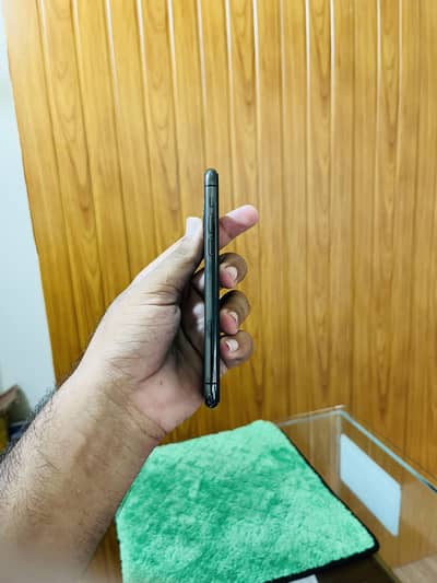 Apple iPhone 11 Pro