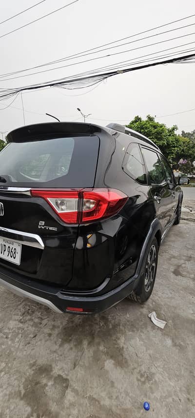 Honda BR-V s full option for sale 2017