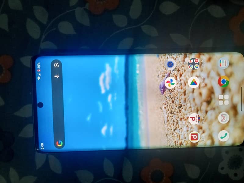 Sharp Aquos R6 1