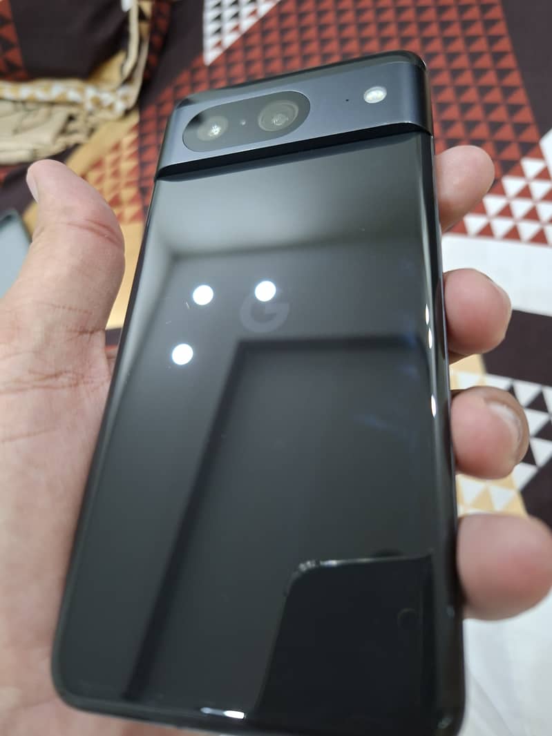 Google Pixel 8 1