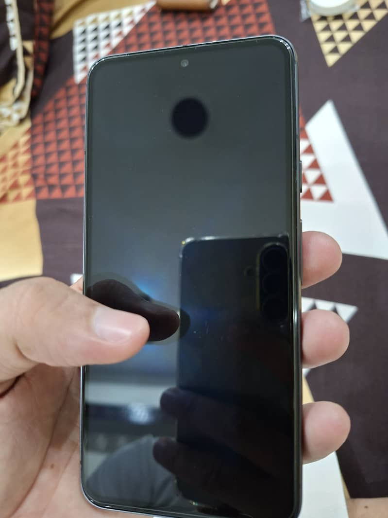 Google Pixel 8 2