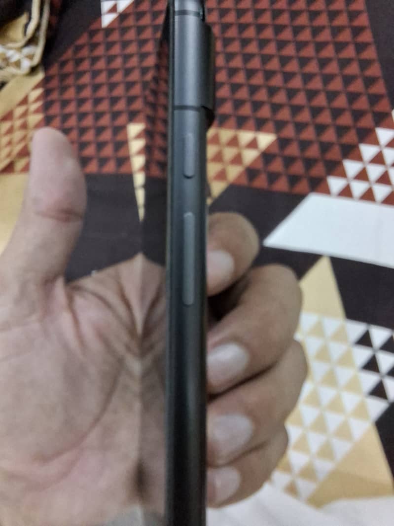Google Pixel 8 6