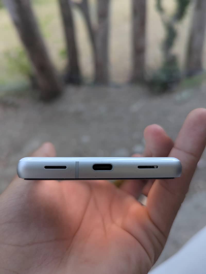 Google Pixel 7a 1