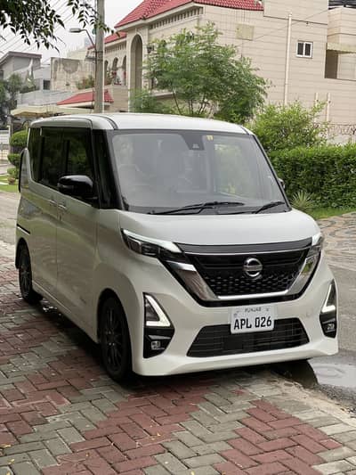 Nissan Roox Highwaystar S hybrid Turbo 2021