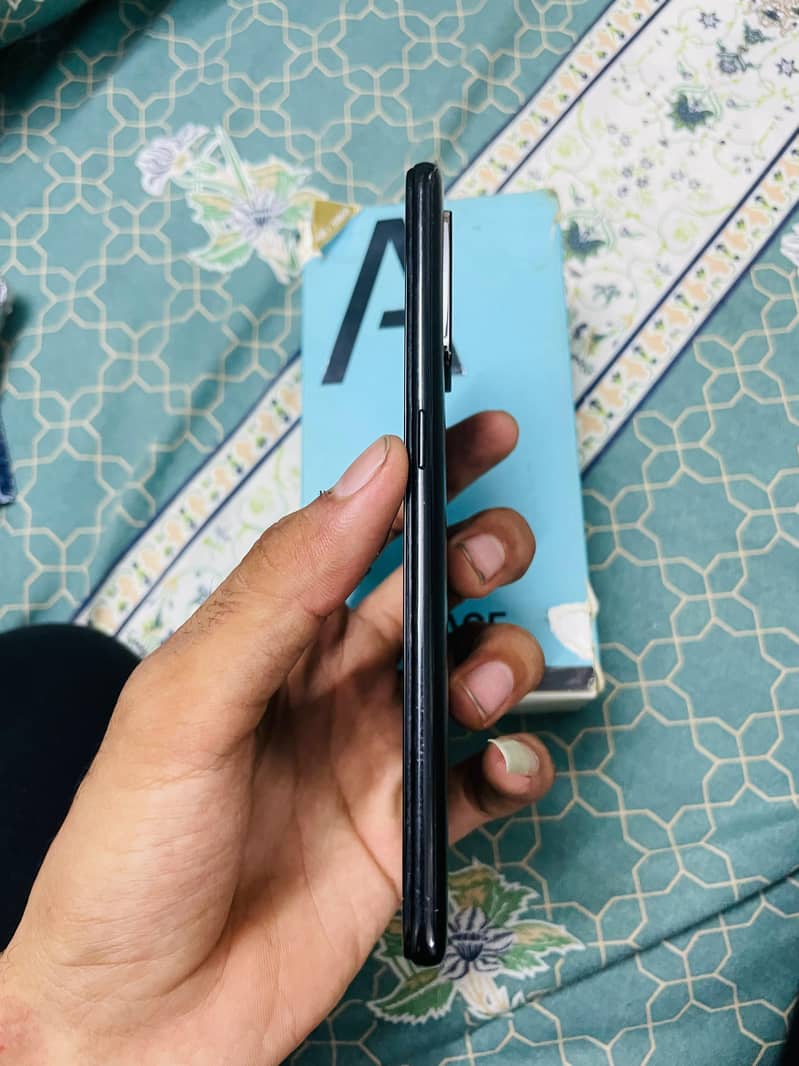 OPPO A95 0