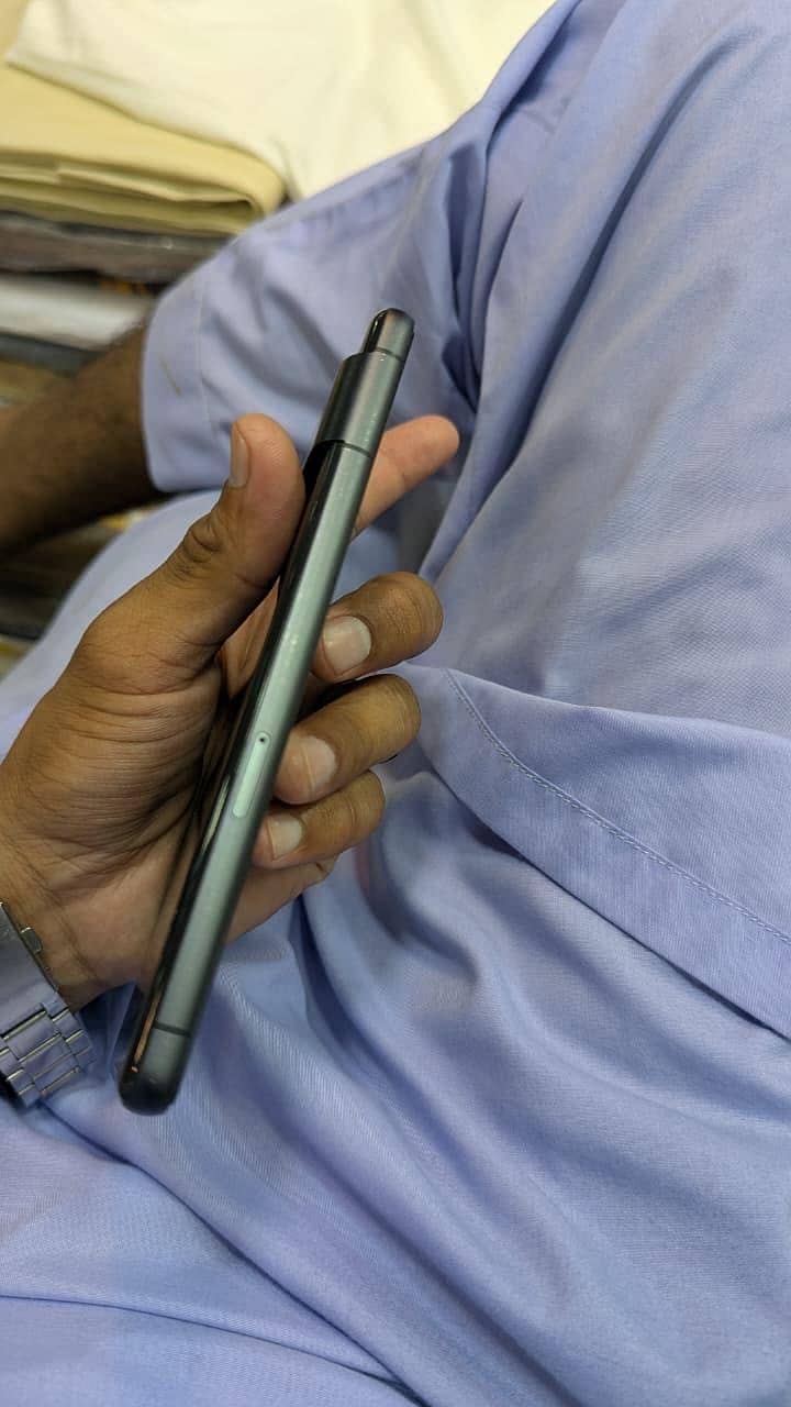 Google Pixel 7 5