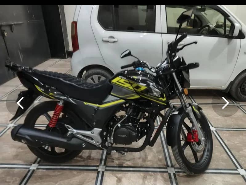 Honda cb 150F 4