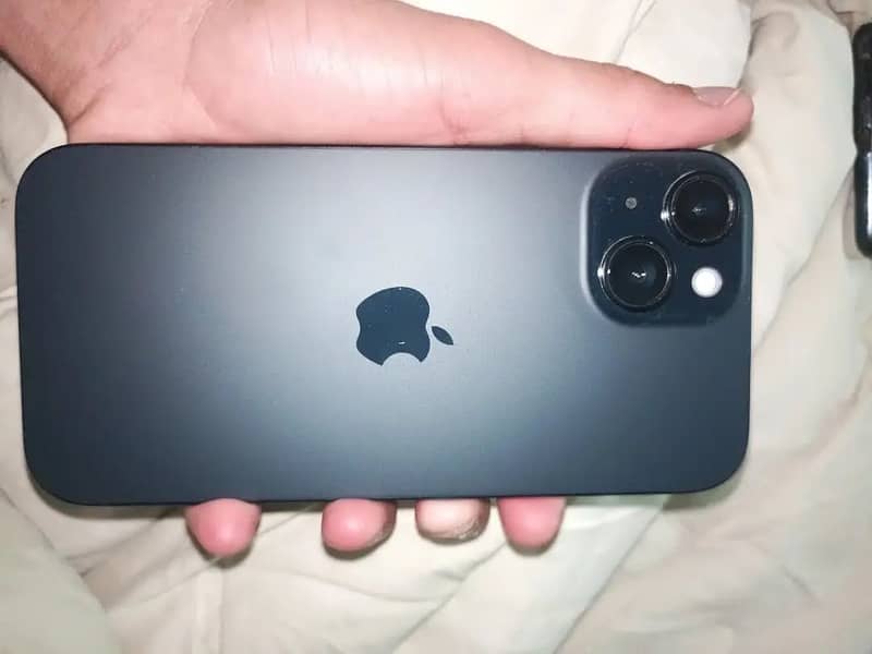 Apple iPhone 15 1