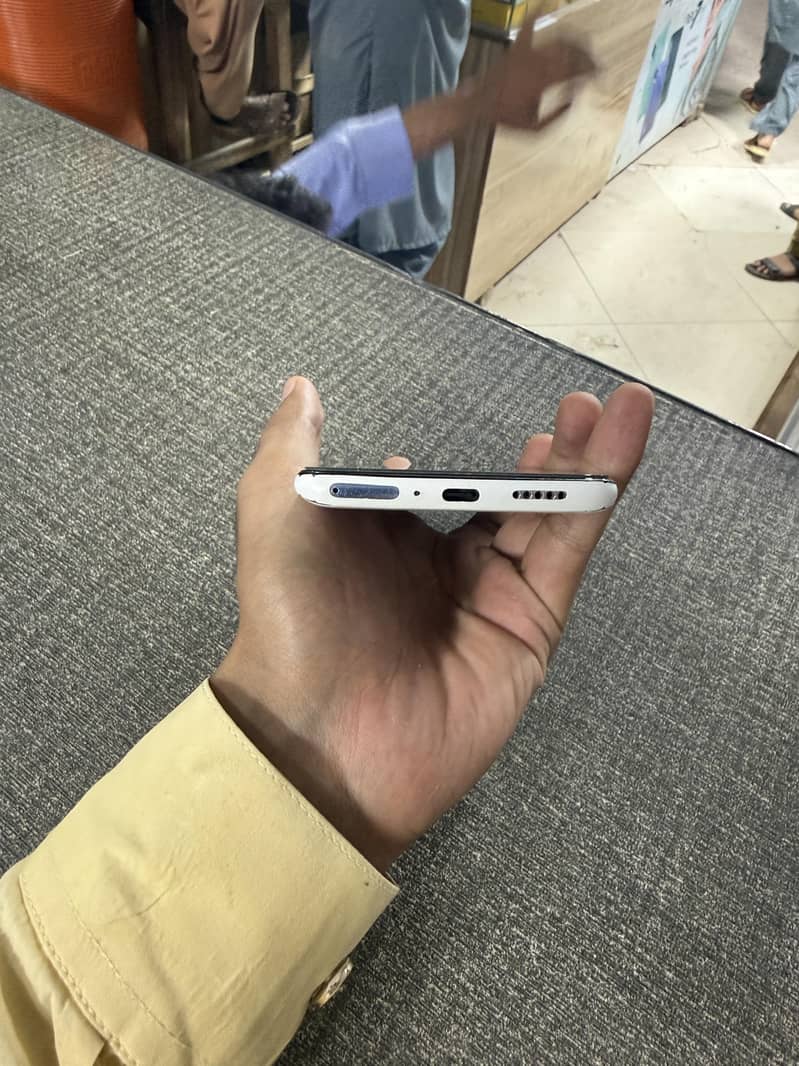 One Plus 7T 5