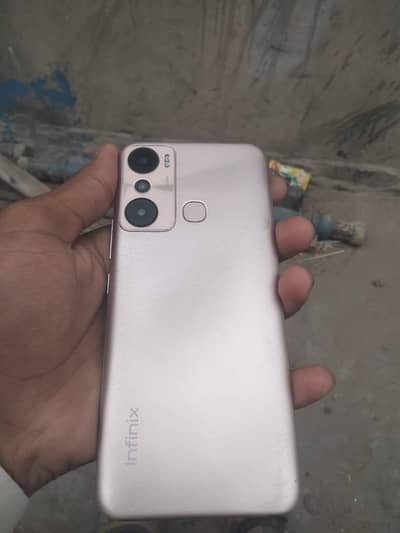 Infinix Hot 20i