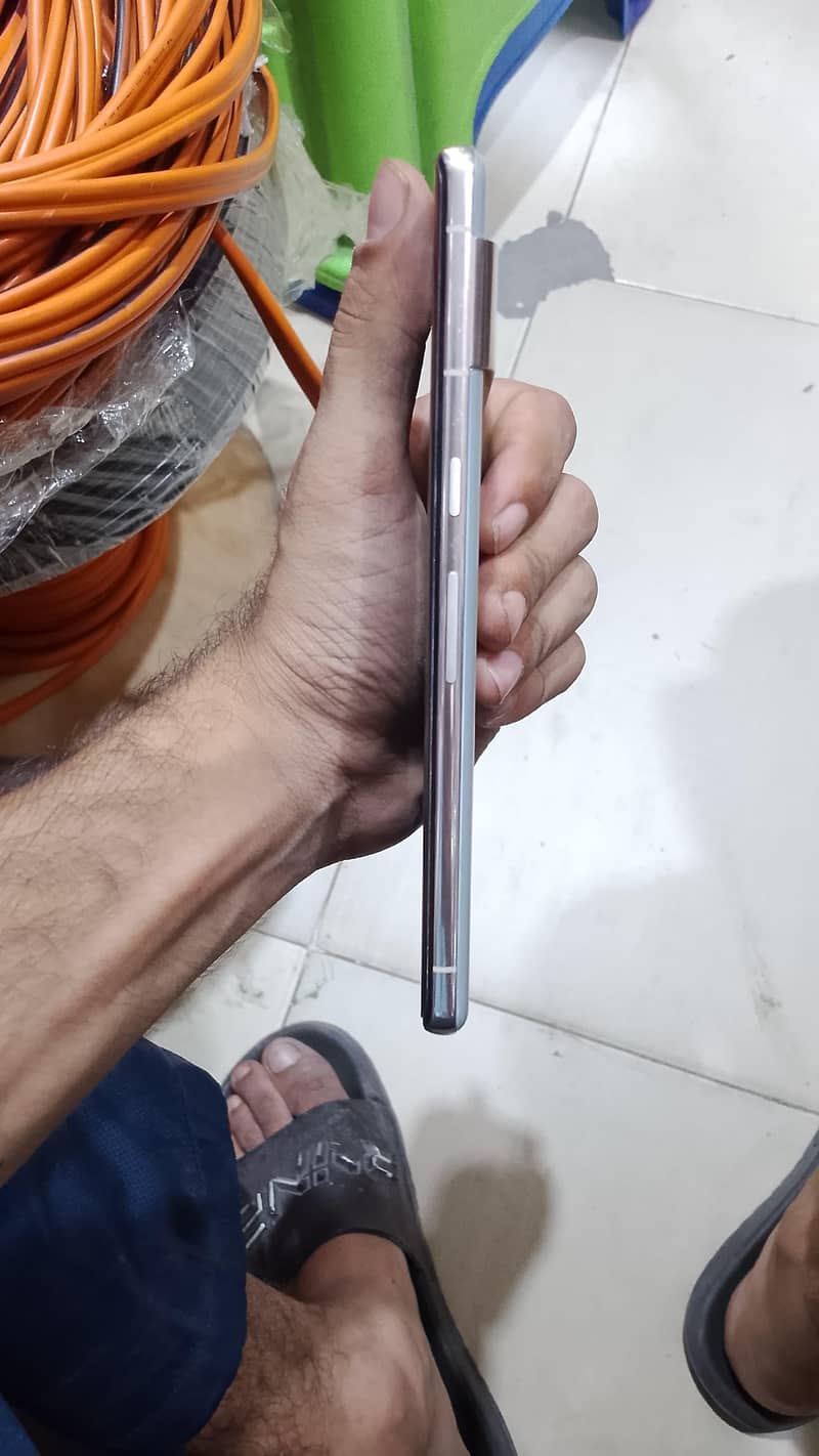 Google Pixel 7 Pro 2