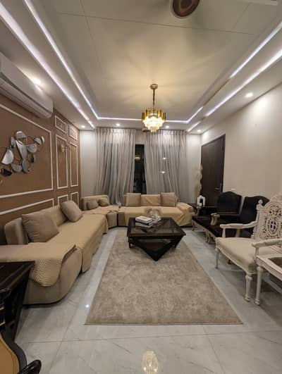 10 Marla Pine Avenue Facing Used House for Sale in Lake City M-5 Lahore