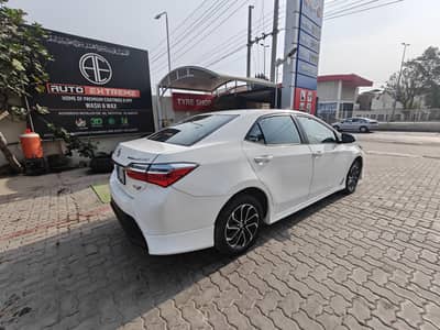 Toyota Corolla Altis 2023