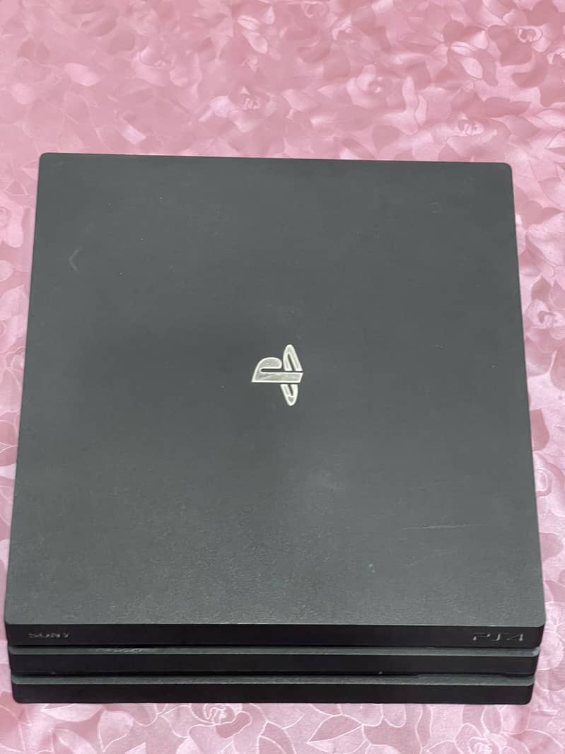 PS4 Pro 1tb 1