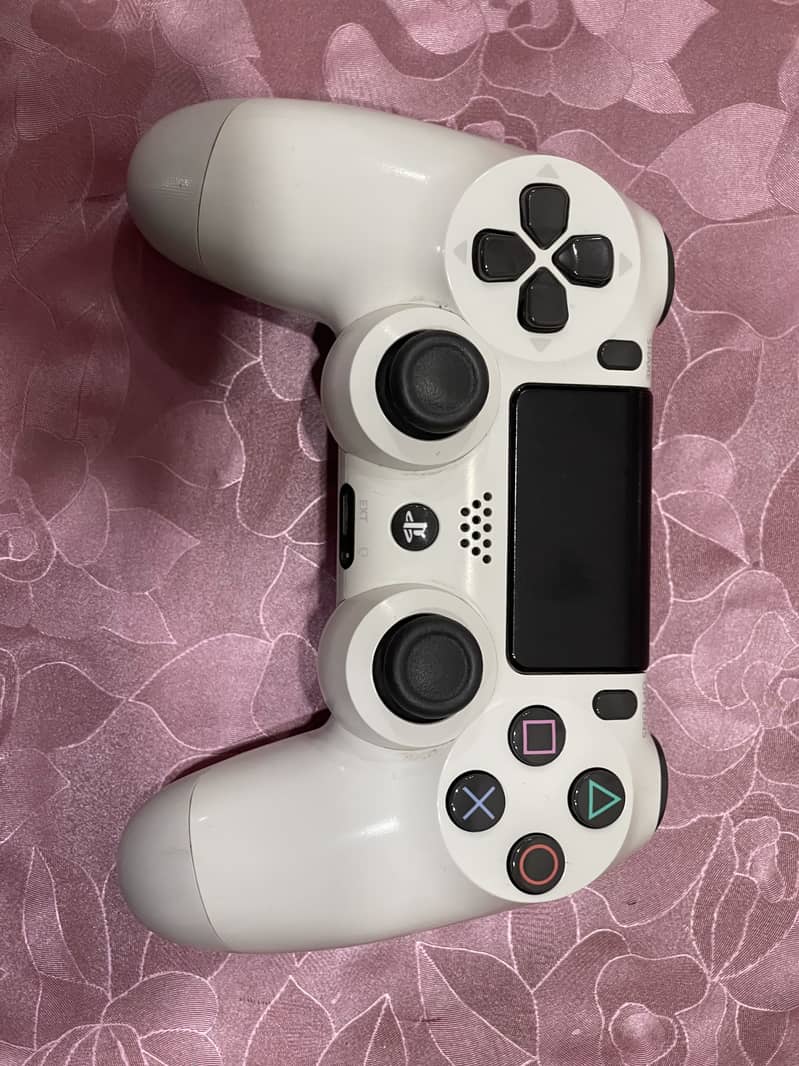 PS4 Pro 1tb 3