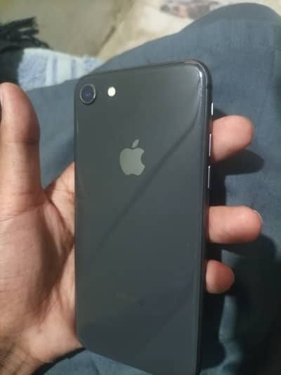 Apple iPhone 8