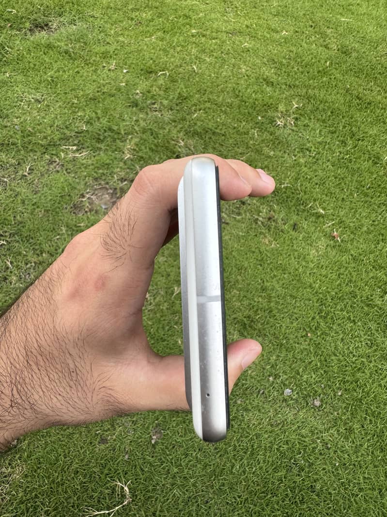 Google pixel 7 4