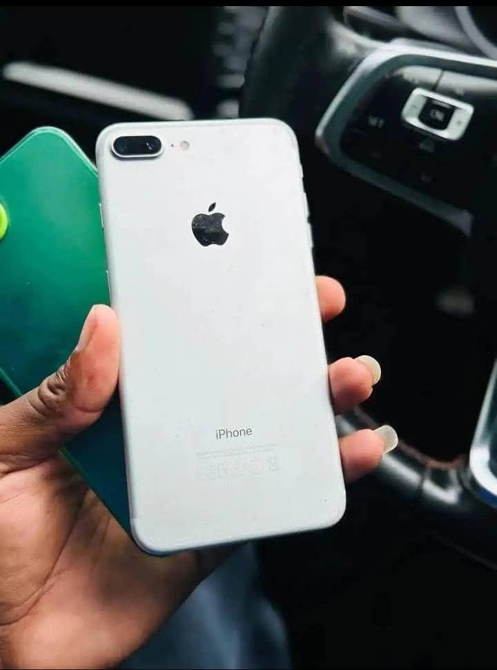 Apple iPhone 7 Plus 0