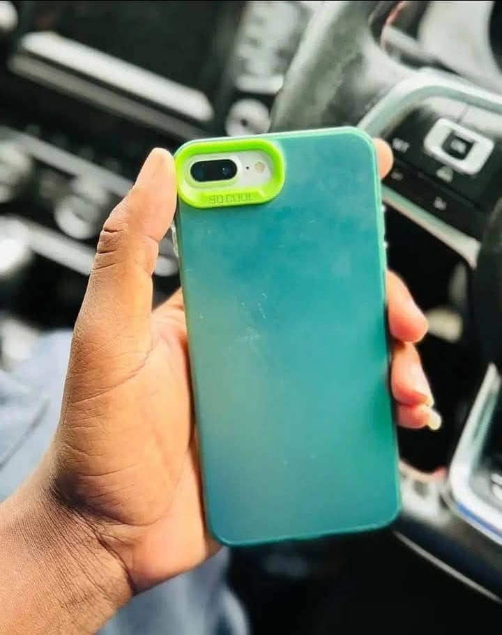 Apple iPhone 7 Plus 2