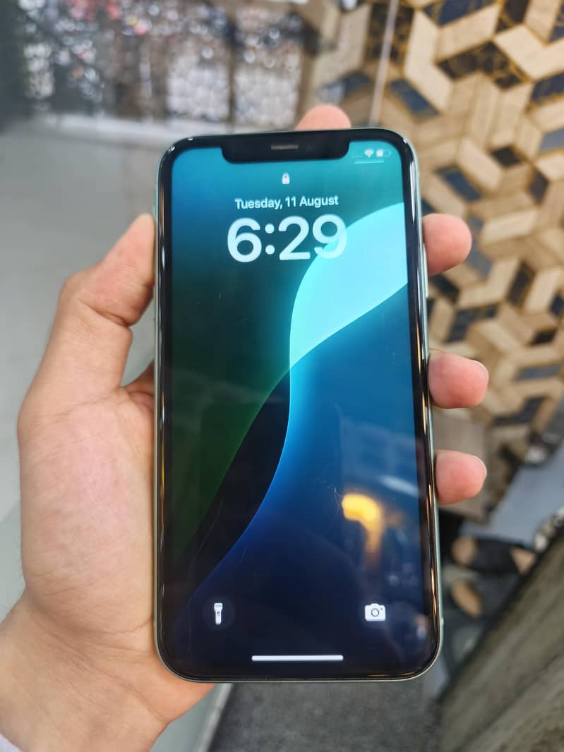 Apple iPhone 11 1