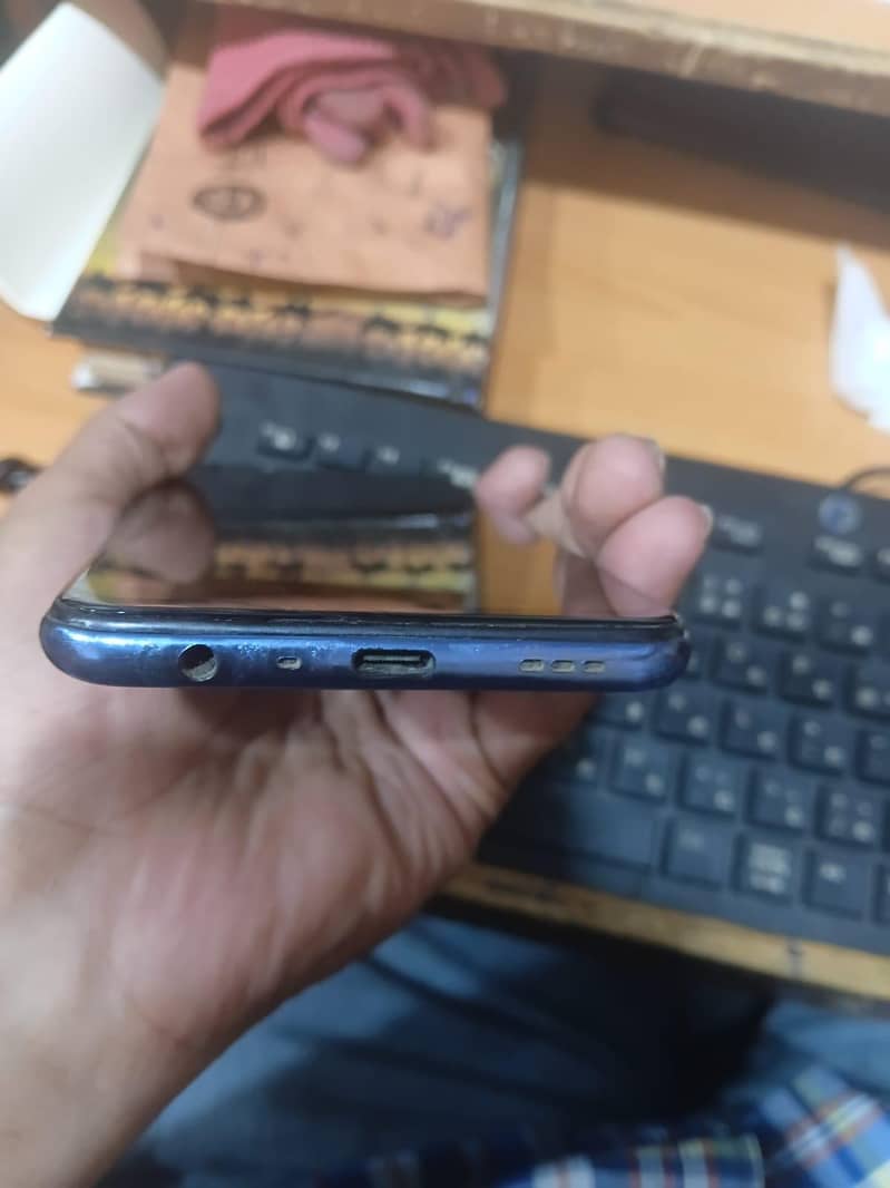 OPPO F19 1