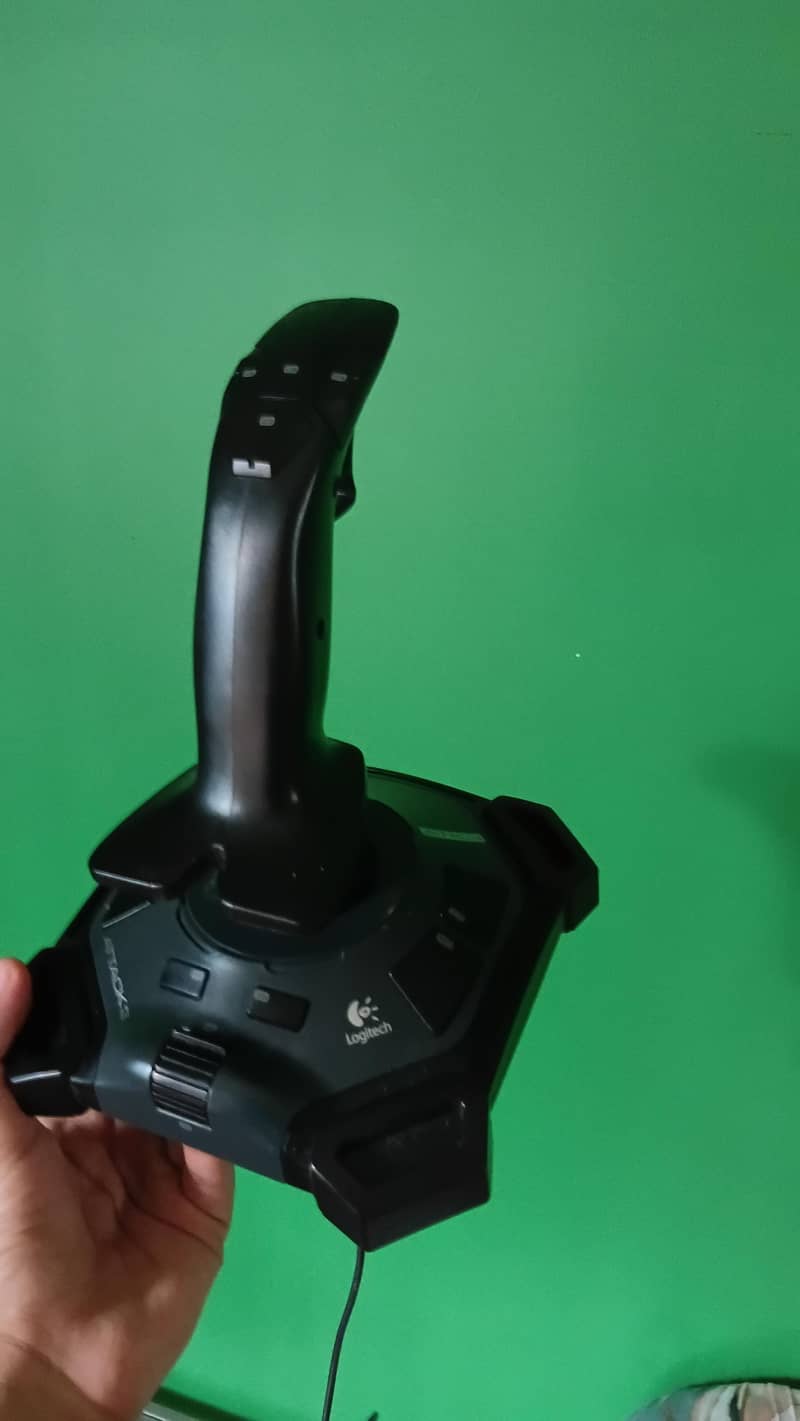 logitech attack 3 joystick 2