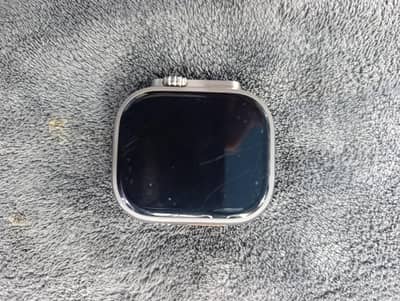 Apple watch ultra 1 49mm 100 heath with charger