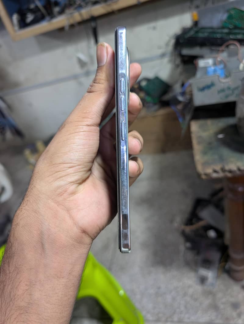 Tecno CAMON 30 4