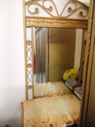 Bedroom set