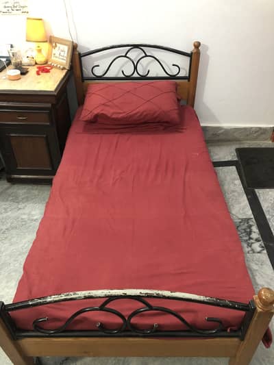 Rot iron Bunk beds