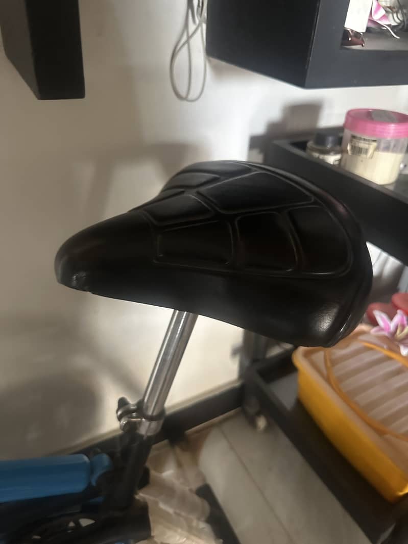 Exercise Cycle Machine 8