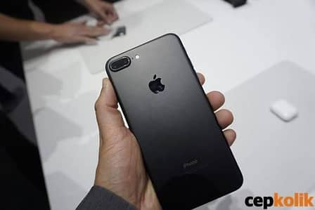 Apple iPhone 7 Plus