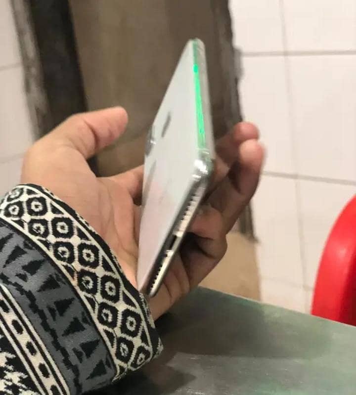 Apple iPhone X 1