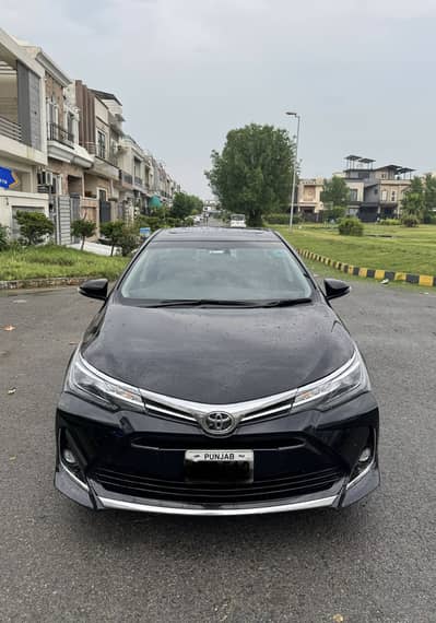 Toyota Altis Grande 2025