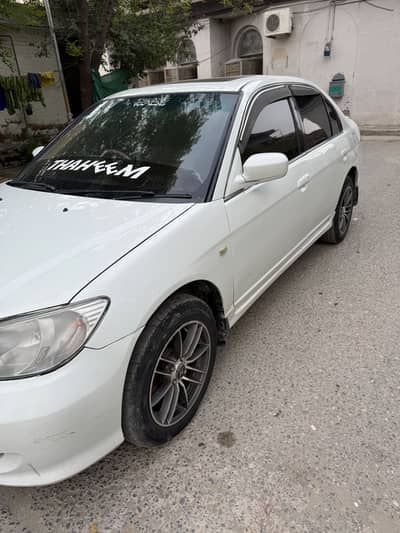 Honda Civic Oriel 2004