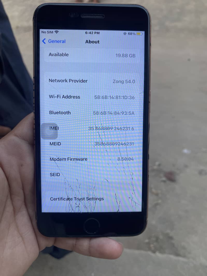 Apple iPhone 8 Plus 1