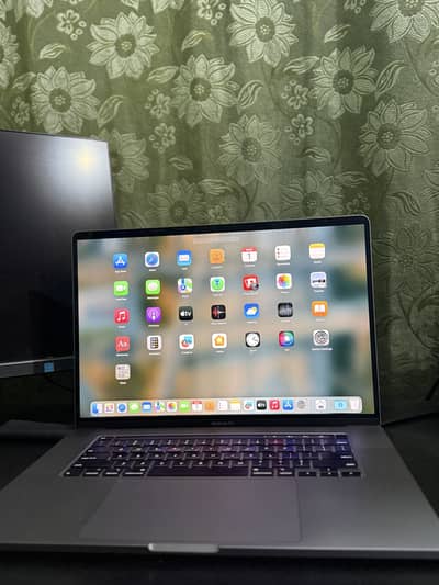Macbook pro core i9 2019 model
