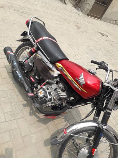 HONDA || 125 cg||   || Model 2021 special edition
