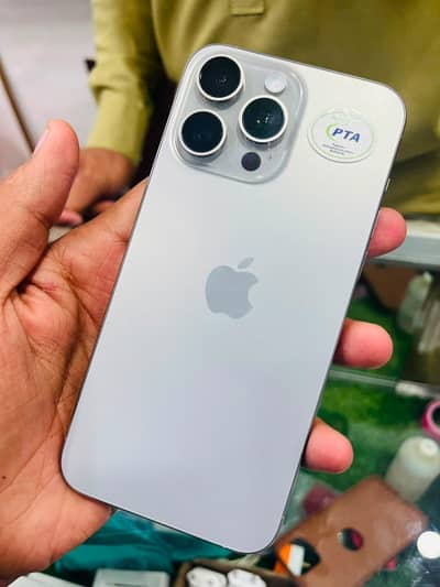 Apple iPhone 15 Pro Max