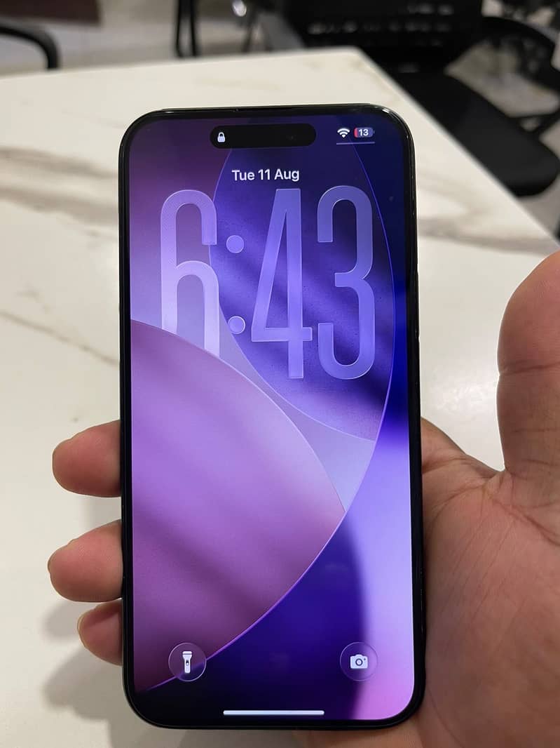 Apple iPhone 15 plus 0