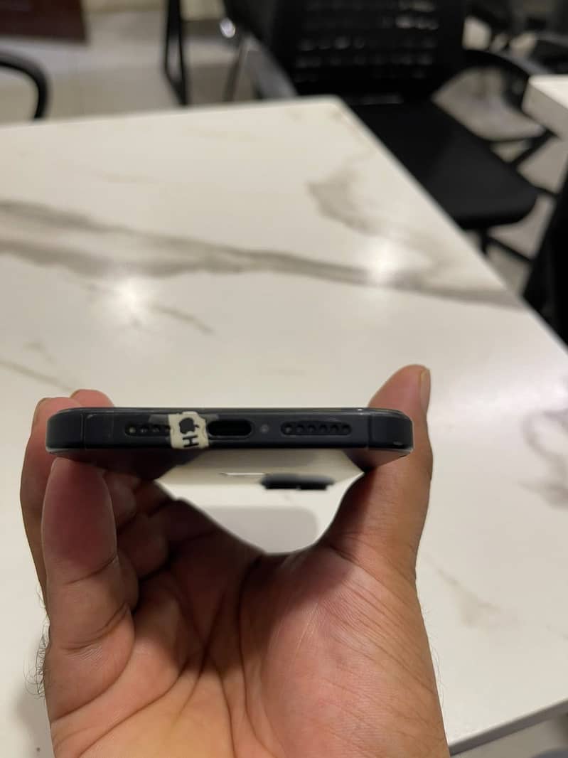 Apple iPhone 15 plus 1