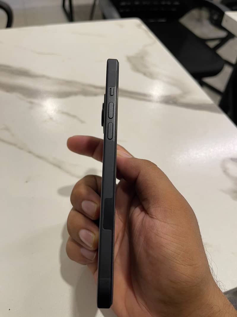 Apple iPhone 15 plus 2