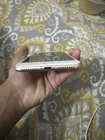Apple iPhone 8 Plus pta approved urgent sale