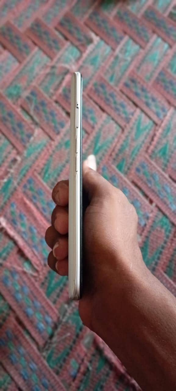 OPPO A5 1