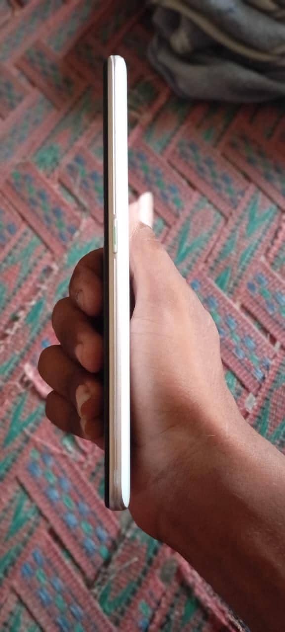OPPO A5 4
