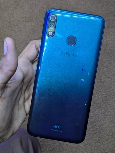 Infinix Hot 8 Lite